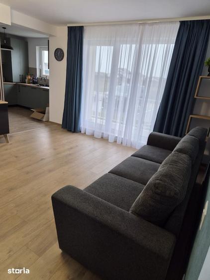 Apartament cu 3 camere în Sânpetru