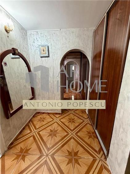 Apartament cu 3 camere decomandat, mobilat în 9 Mai