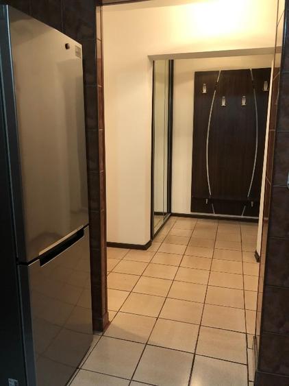 Apartament cu 2 camere decomandat în B-dul București