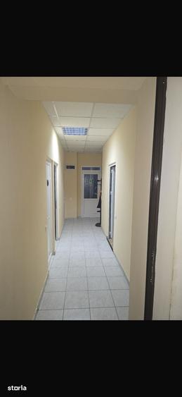 Spațiu comercial, de 330 mp, în Țiglina 1