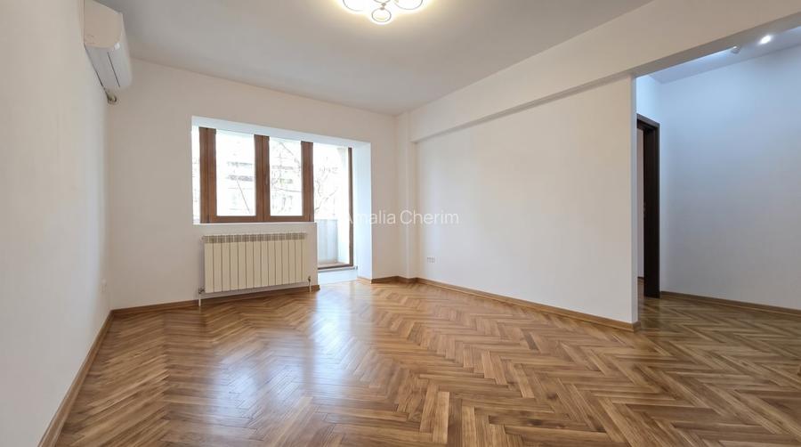 Apartament 3 camere de vanzare | Eliberarii - Inel 2 | Etaj 1