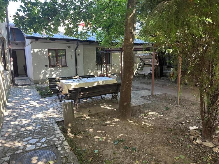 Teren Construcții intravilan de 510 mp, în Palat