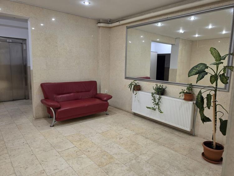 Apartament cu 2 camere semidecomandat, mobilat în Copou