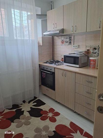 Apartament cu 3 camere în Crihala