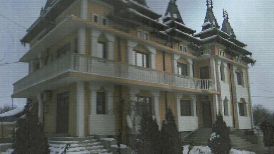 Casă individuală cu 6 camere cu Teren 1000 Mp în Cojasca