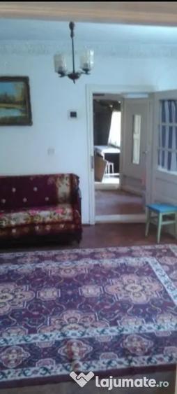 Casă cu 4 camere în Săpoca