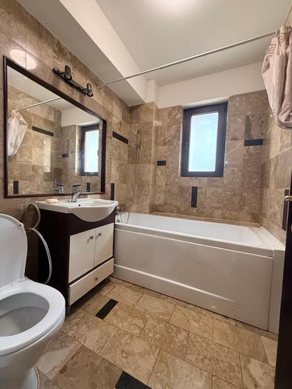 Apartament cu 2 camere semidecomandat în Centru Civic