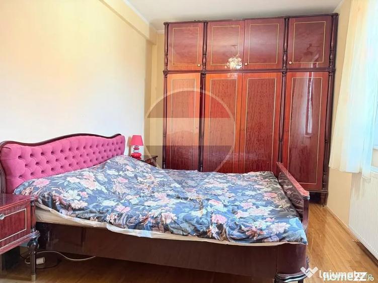 Apartament cu 4 camere decomandat în Fundeni