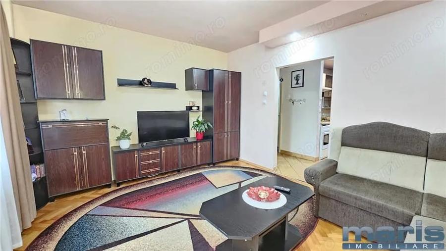 Apartament cu 3 camere decomandat în Tudor Vladimirescu