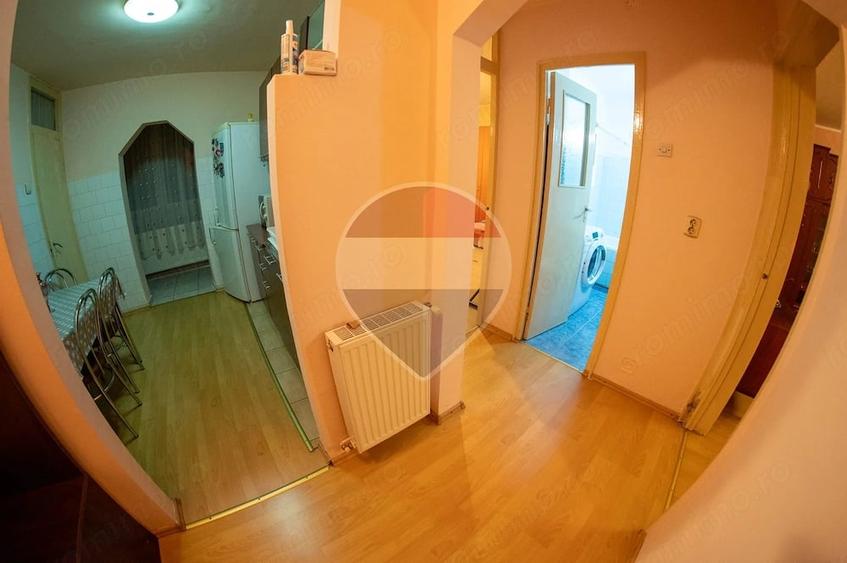 Apartament cu 2 camere decomandat în Vitrometan