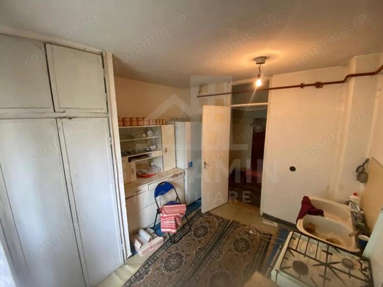 Apartament 2 camere semidecomandat spatios 56mp Rovine MOL - 5