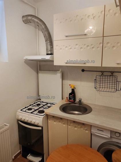 Apartament cu 2 camere decomandat, mobilat în Sud-Vest
