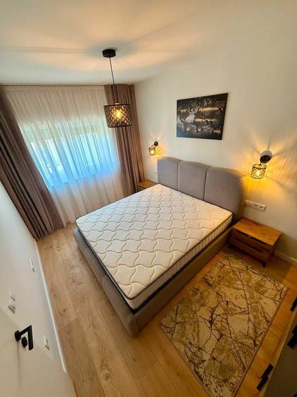 Apartament cu 2 camere semidecomandat în Cristian