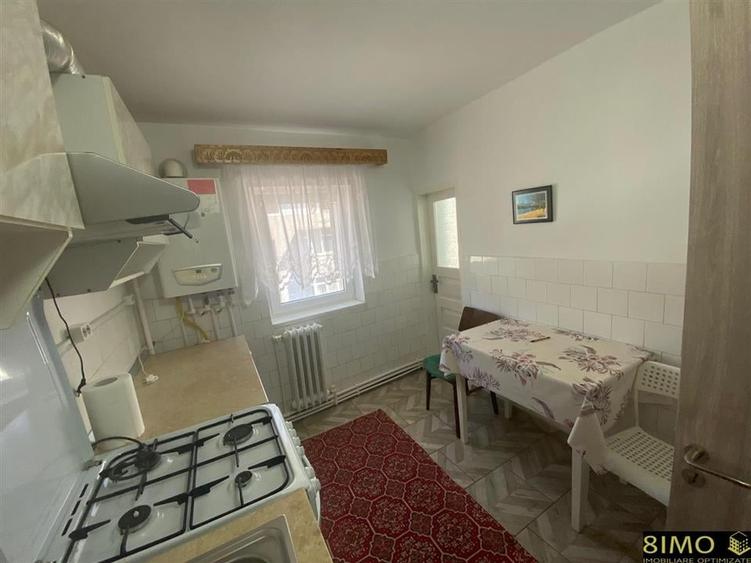 Apartament cu 3 camere decomandat în Fălticeni