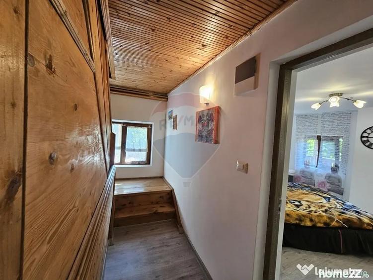 Casă cu 7 camere cu Teren 1134 Mp în Tarcău