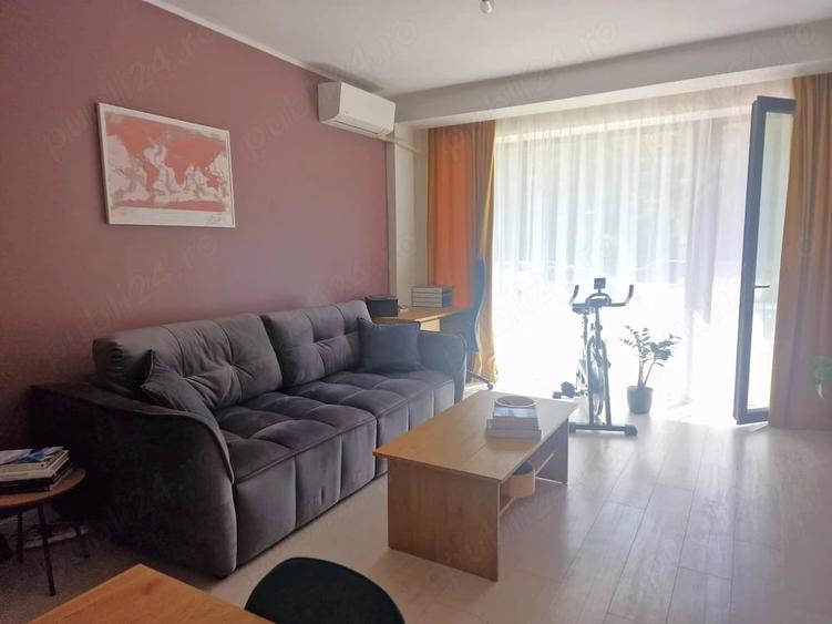 Proprietar! Vand apartament 2 camere - 60mp, 2 locuri de parcare - 5