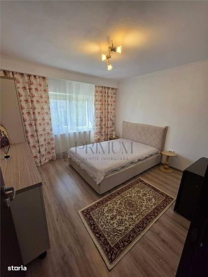 Apartament cu 3 camere decomandat în Girocului