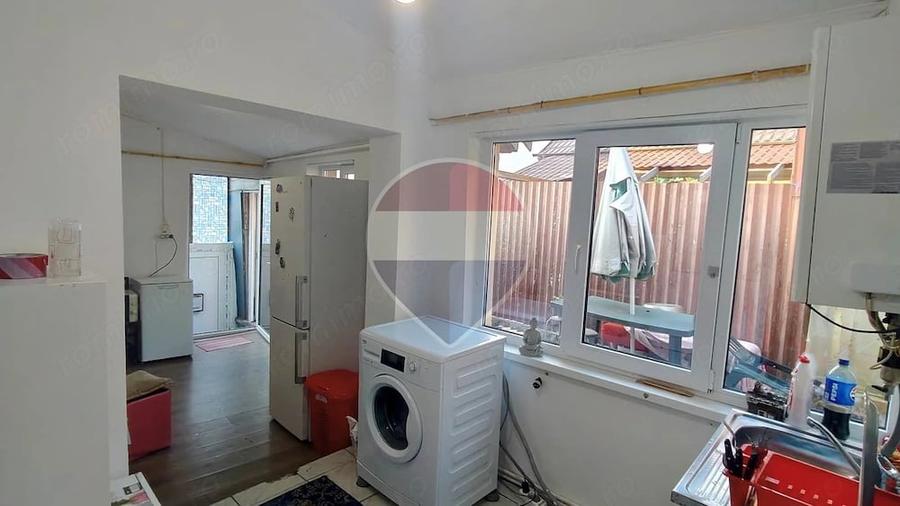 Casă cu 3 camere în Schei
