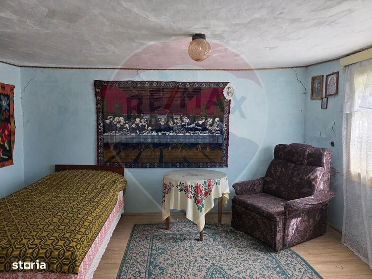 Casă cu 4 camere în Buciumi
