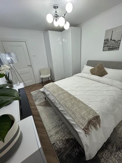Apartament cu 2 camere decomandat în Hârșova