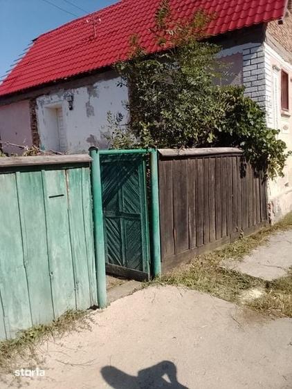 Casă cu 4 camere cu Teren 65 Mp în Vurpăr