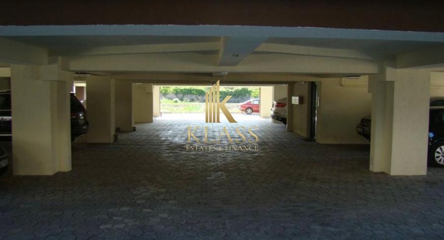 Apartament cu 3 camere decomandat, mobilat în Nord