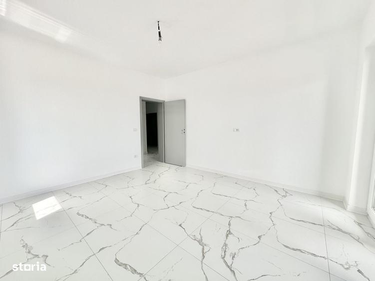 Apartament cu 2 camere decomandat în Neptun