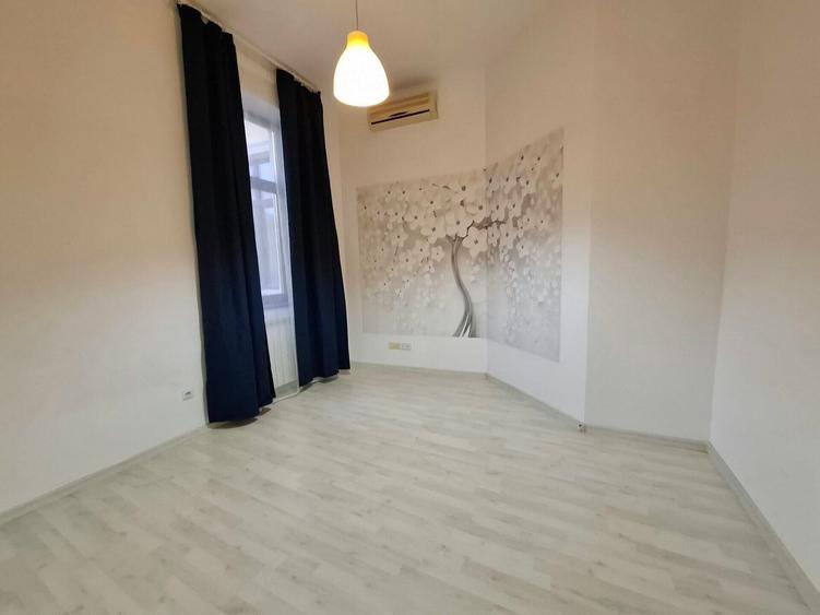 Apartament cu 3 camere decomandat, mobilat în Universitate