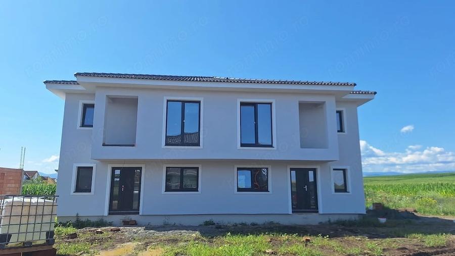 Casă cu 4 camere cu Teren 150 Mp în Central