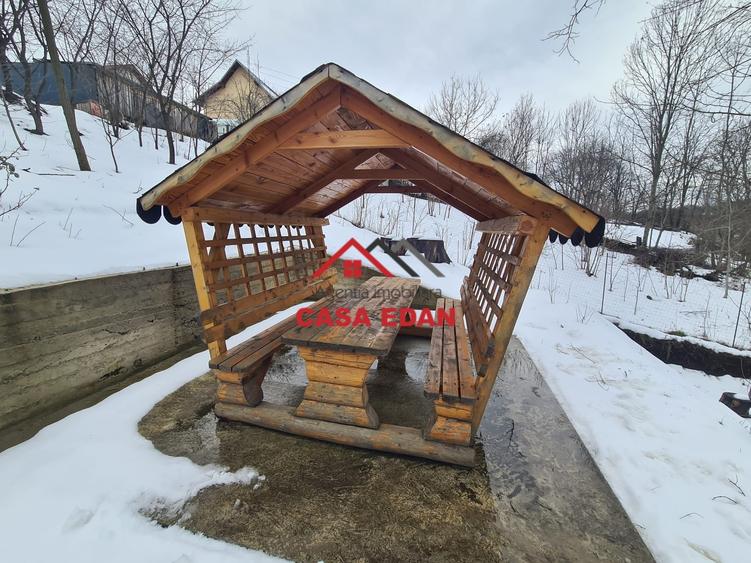 Casă individuală cu 6 camere cu Teren 1676 Mp în Câmpina