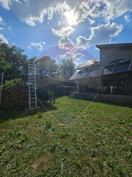 Casă cu 5 camere cu Teren 702 Mp în Nord