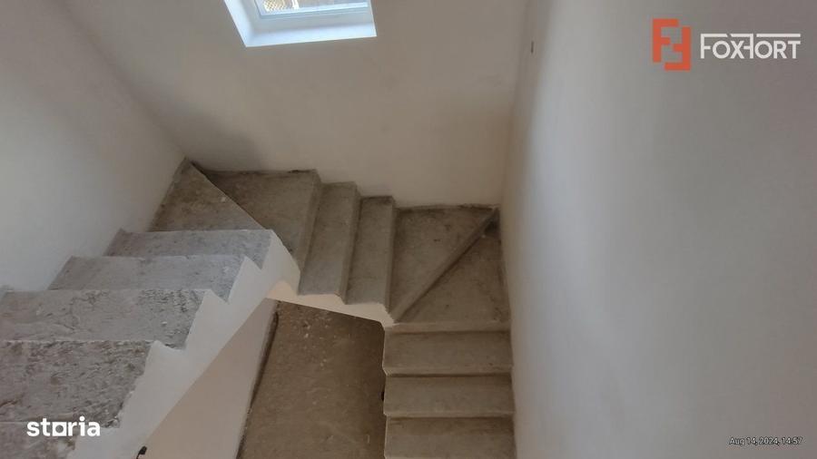 Casă cu 4 camere cu Teren 521 Mp în Utvin