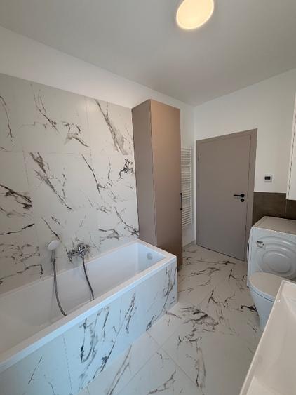 Apartament cu 2 camere decomandat în Torontalului