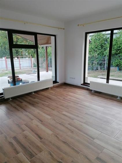 Apartament cu 4 camere decomandat, mobilat în Bucium