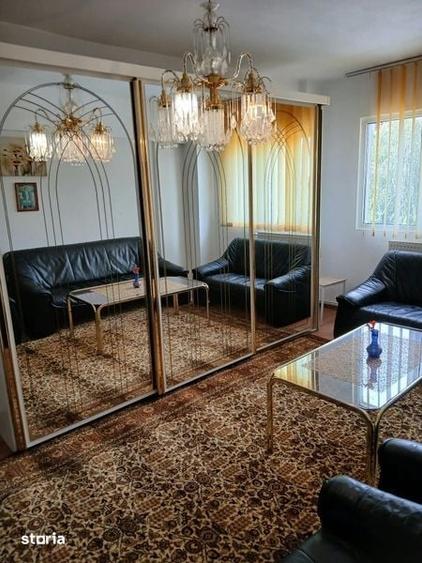 Apartament cu 2 camere semidecomandat în Coman