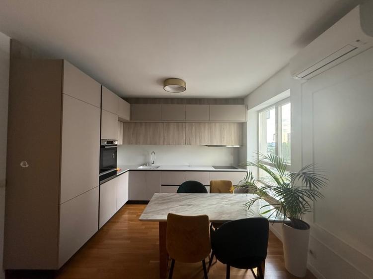 Apartament cu 3 camere decomandat, mobilat în Domenii