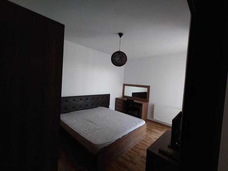 Apartament cu 3 camere decomandat, mobilat în Chitila