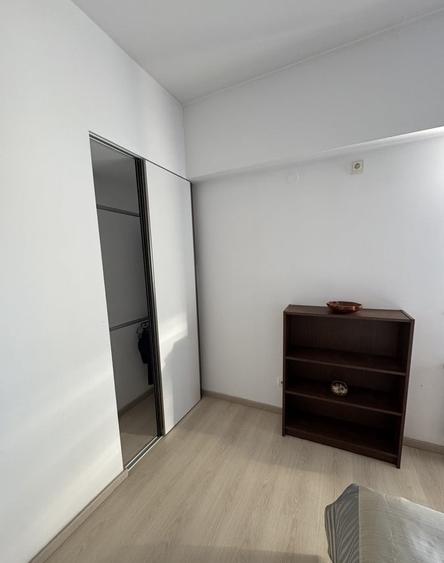 Apartament cu 2 camere semidecomandat, mobilat în Basarab