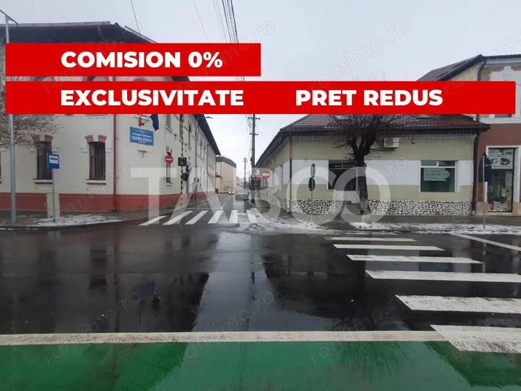 Casă cu 6 camere cu Canalizare în Central