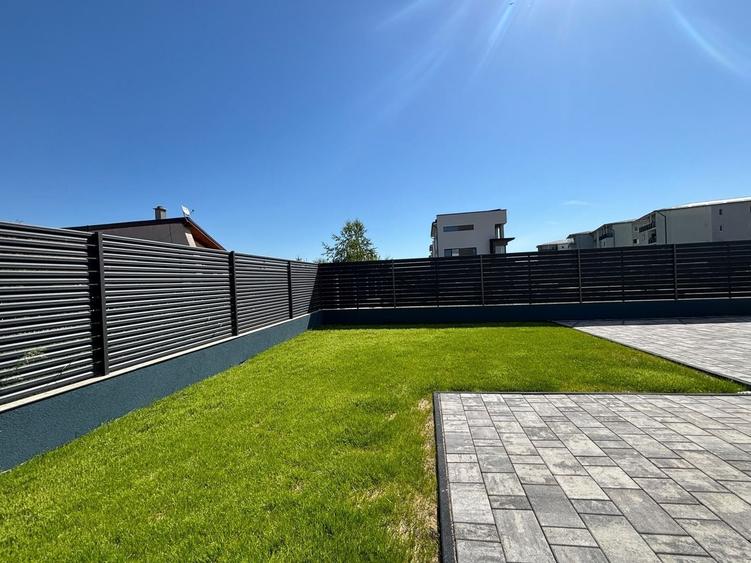 Duplex cu 4 camere cu Canalizare în Șelimbăr