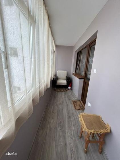 Apartament cu 2 camere în Podu Roș