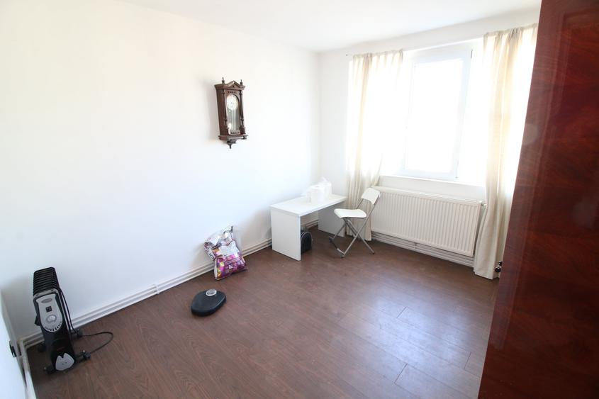 Apartament cu 2 camere semidecomandat în Țiglina 2