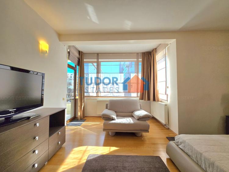 Apartament cu 4 camere în Herăstrău