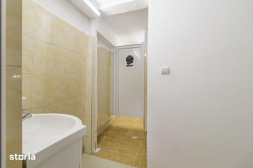 Spațiu comercial, de 190 mp, în Cernica