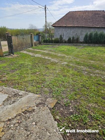 Casă individuală cu 3 camere cu Canalizare în Ceanu Mic