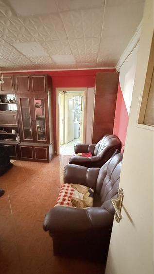 Apartament cu 3 camere decomandat în Independenței