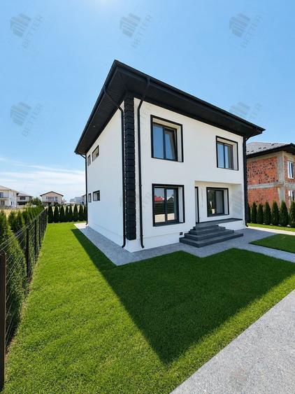 Casă individuală cu 4 camere cu Teren 360 Mp în Berceni