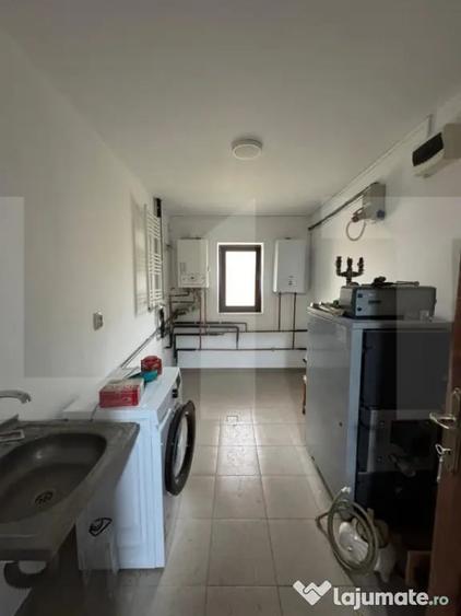 Casă cu 7 camere cu Teren 2990 Mp în Hudum