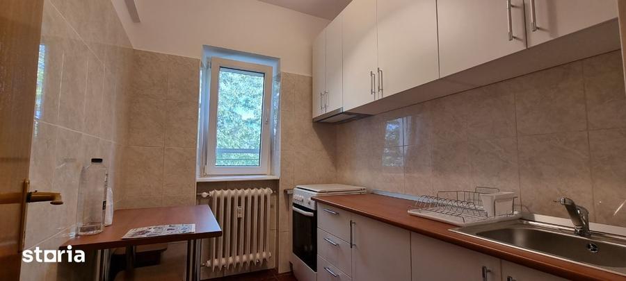 Garsonieră semidecomandată în Pajura