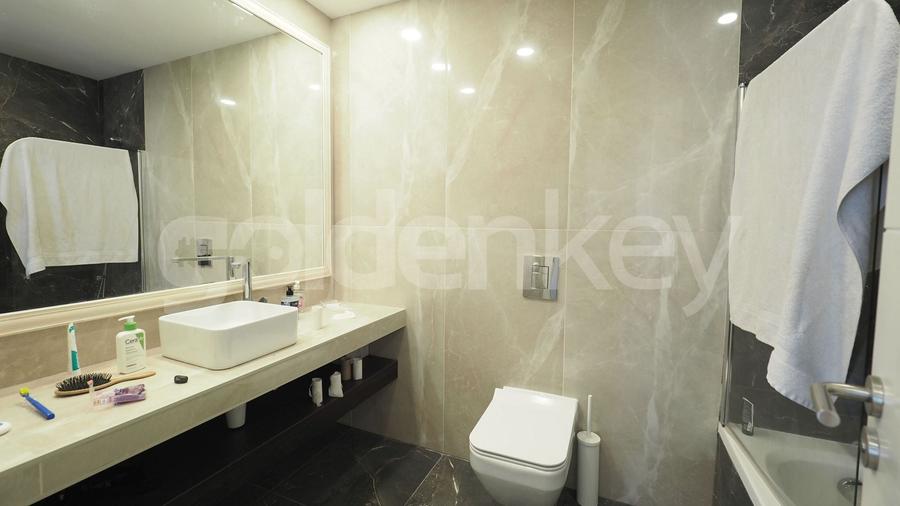 Apartament cu 3 camere semidecomandat, mobilat în Pipera